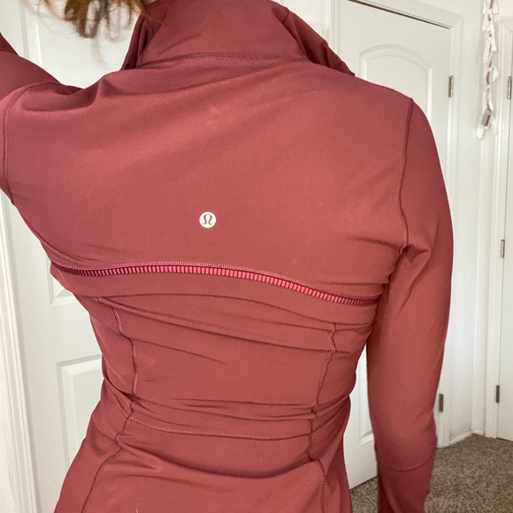 Lululemon jacket - Picture 3 of 3